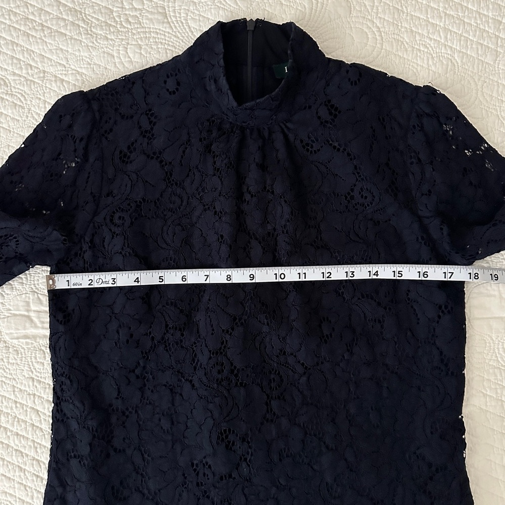 Lauren Ralph Lauren Women’s Navy Blue Lace Top Blouse Long Sleeve Mock Neck Sz 4 - Picture 5 of 9